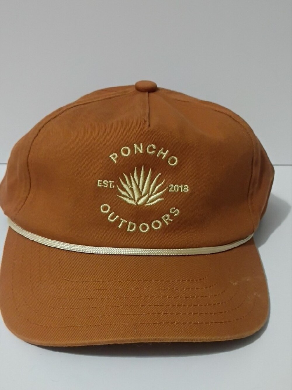 Rust Brown Cap with Gold Rope - Picture 2 of 4